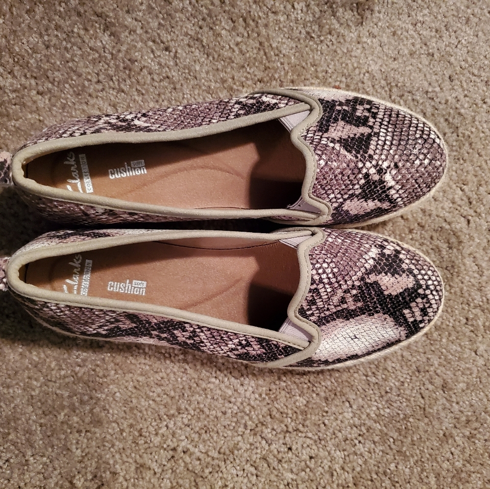 Clarks Snake Skin Canvas Print Loafer